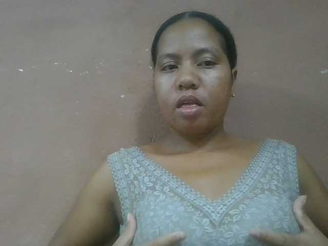 Tharcile live cam on BongaCams
