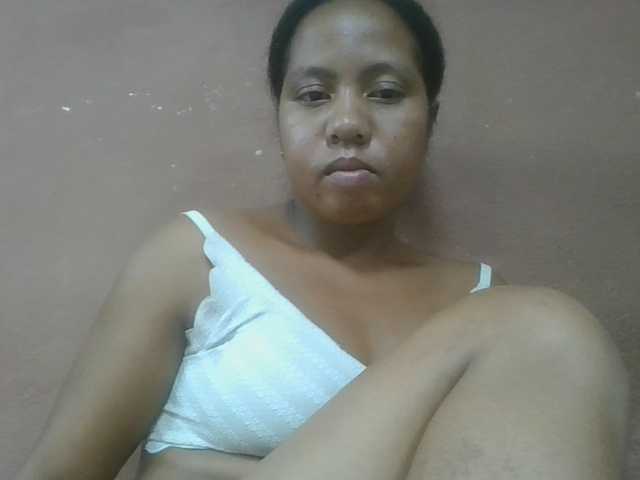 Tharcile live cam on BongaCams