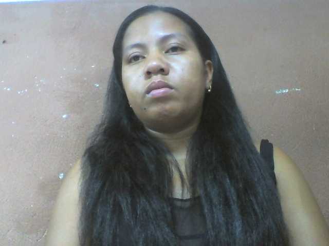 Tharcile live cam on BongaCams