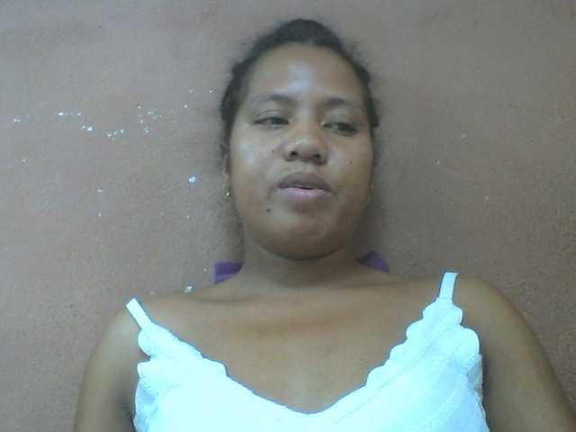 Tharcile live cam on BongaCams