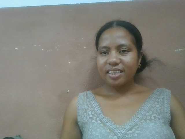 Tharcile live cam on BongaCams