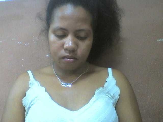 Tharcile live cam on BongaCams
