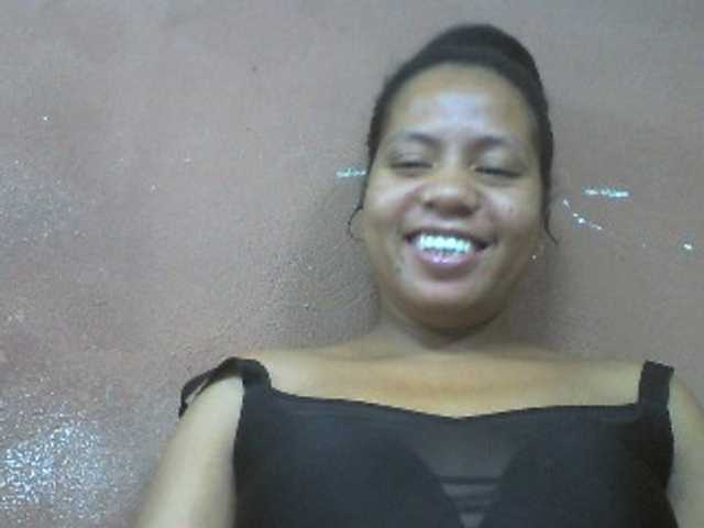 Tharcile live cam on BongaCams
