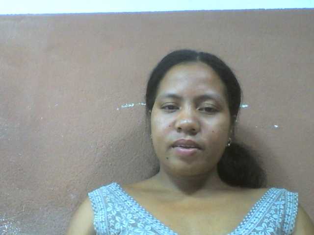 Tharcile live cam preview