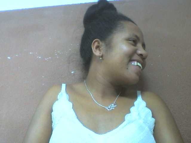 Tharcile live cam on BongaCams