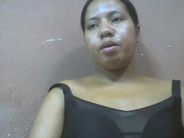Tharcile live cam on BongaCams