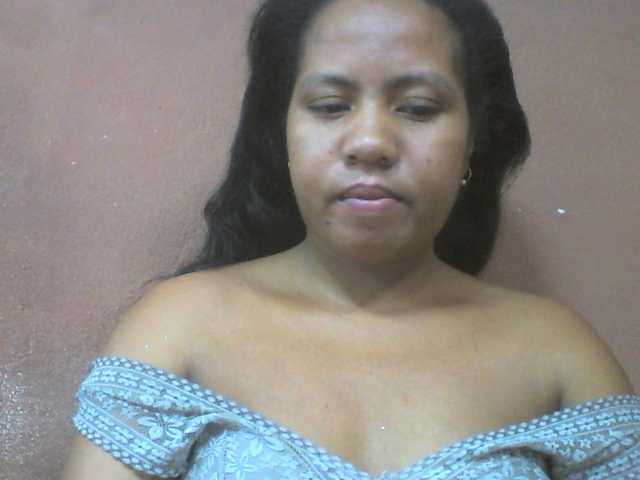 Tharcile live cam on BongaCams