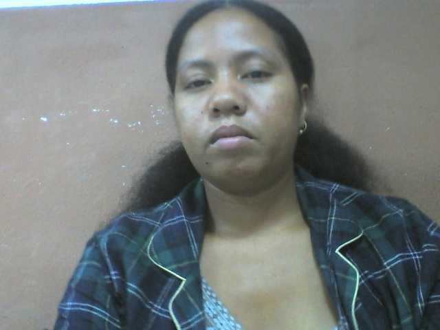 Tharcile live cam