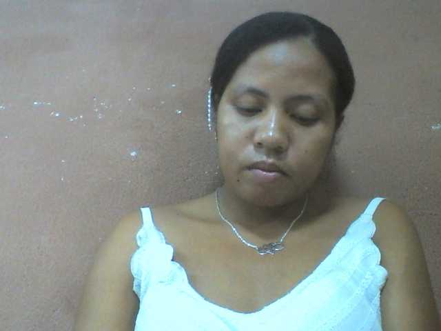 Tharcile live cam on BongaCams