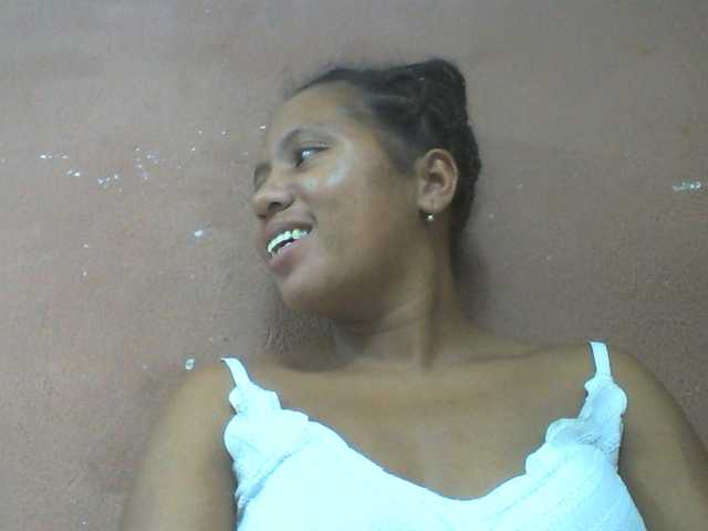 Tharcile live cam on BongaCams