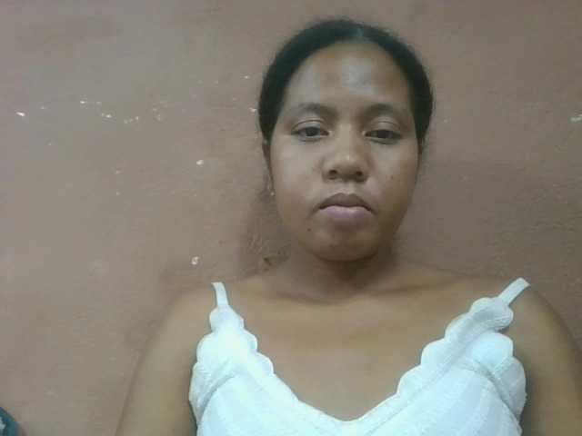 Tharcile live cam on BongaCams