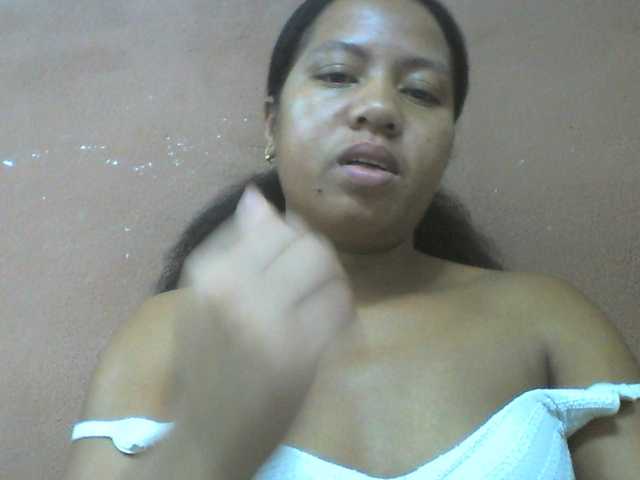 Tharcile live cam on BongaCams