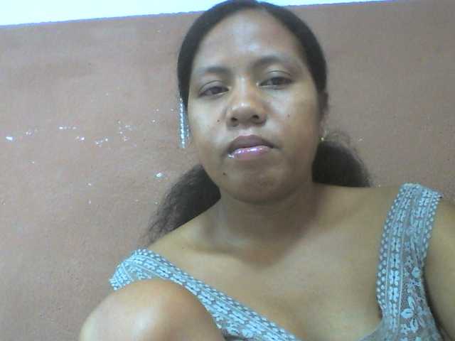 Tharcile live cam on BongaCams