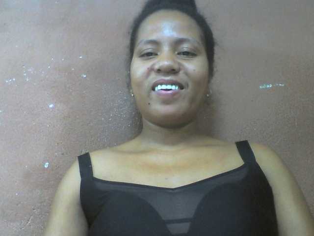 Tharcile live cam on BongaCams