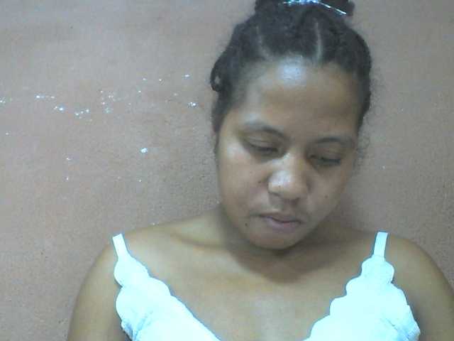 Tharcile live cam on BongaCams