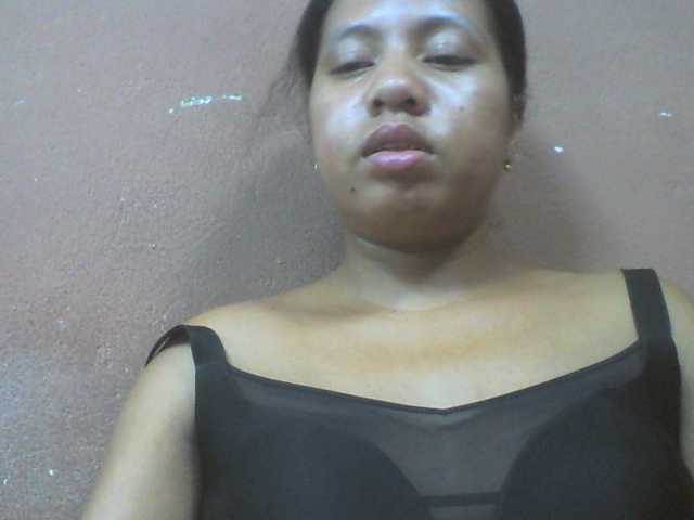 Tharcile live cam on BongaCams