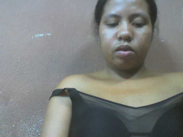 Tharcile live cam on BongaCams