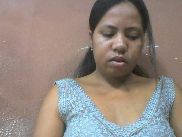 Tharcile live cam on BongaCams
