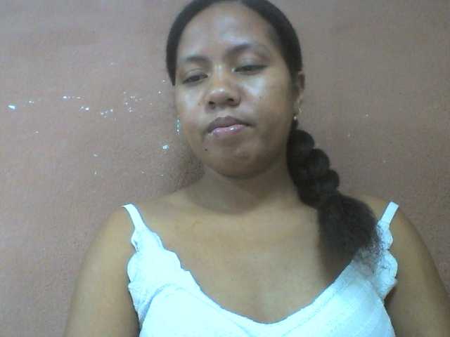 Tharcile live cam on BongaCams