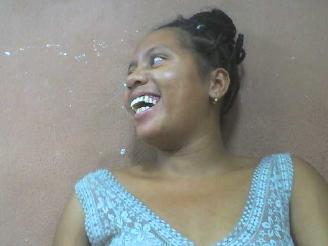 Tharcile live cam on BongaCams