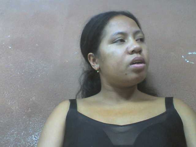 Tharcile live cam on BongaCams