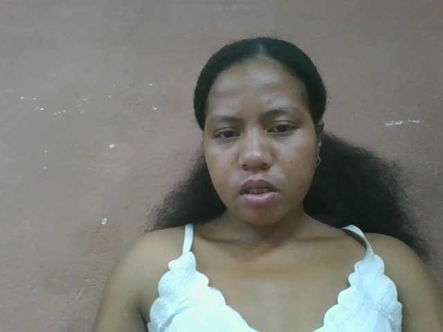 Tharcile live cam on BongaCams