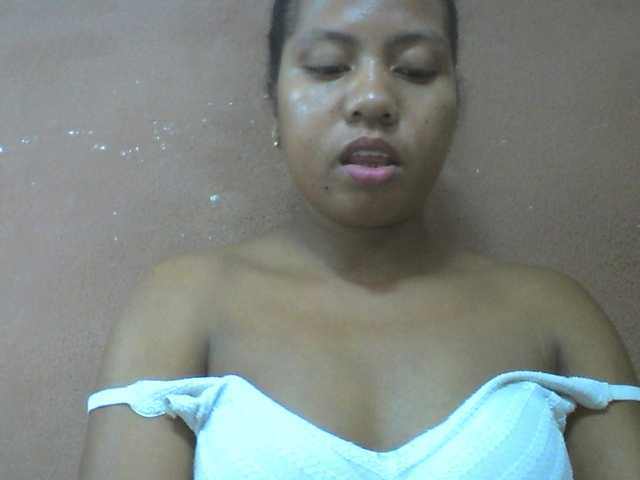 Tharcile live cam on BongaCams