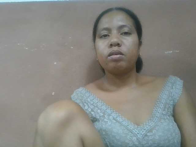 Tharcile live cam on BongaCams