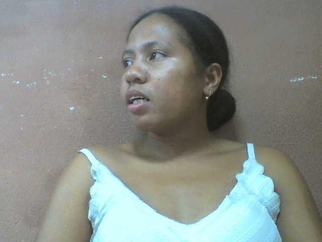 Tharcile live cam on BongaCams