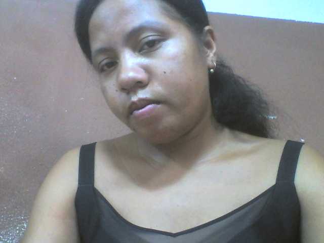 Tharcile live cam on BongaCams