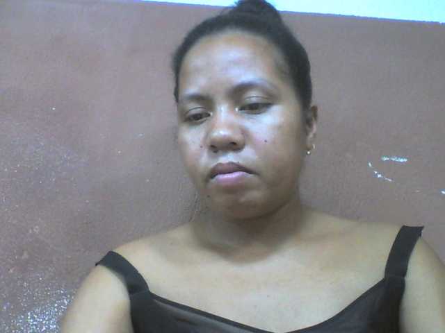 Tharcile live cam on BongaCams
