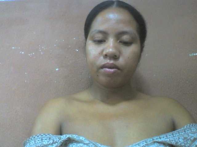 Tharcile live cam on BongaCams