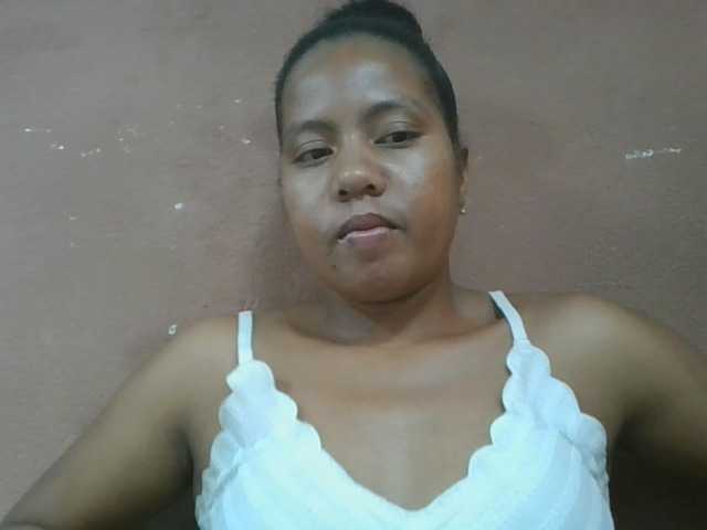 Tharcile live cam on BongaCams