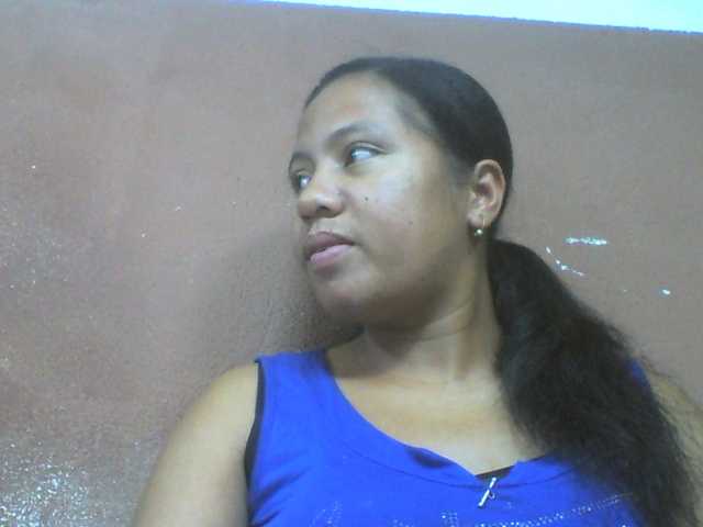 Tharcile, live now on BongaCams
