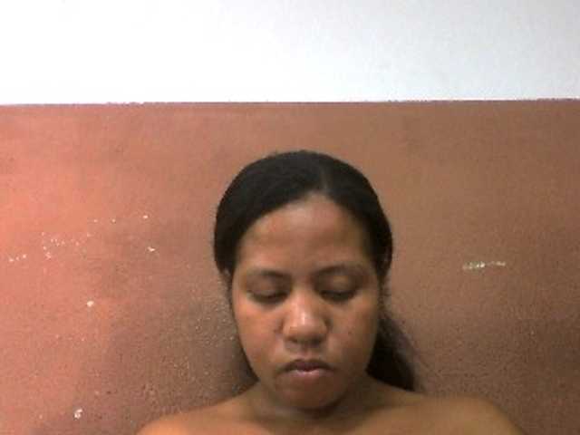 Tharcile live cam on BongaCams