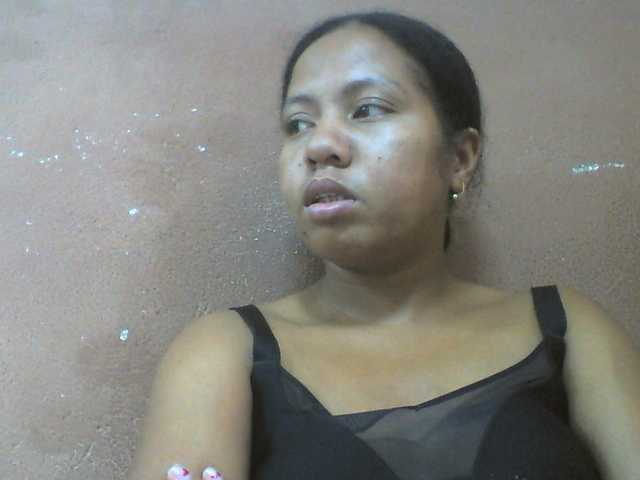 Tharcile live cam on BongaCams