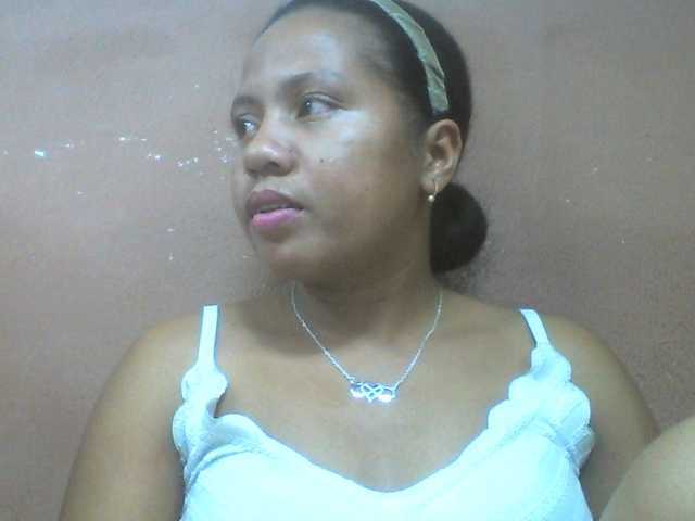 Tharcile live cam on BongaCams