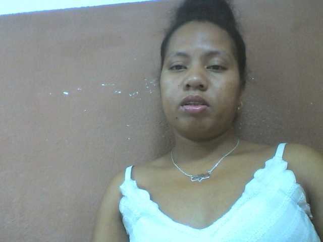 Tharcile live cam on BongaCams