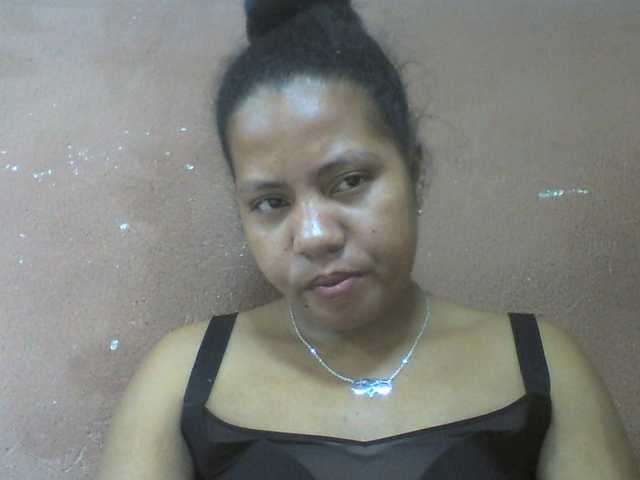 Tharcile live cam on BongaCams