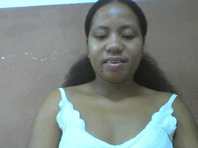 Tharcile live cam on BongaCams