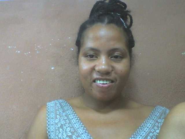 Tharcile live cam on BongaCams