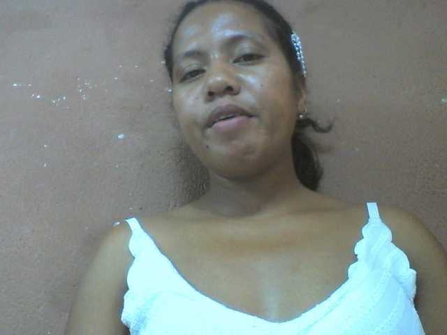 Tharcile live cam on BongaCams