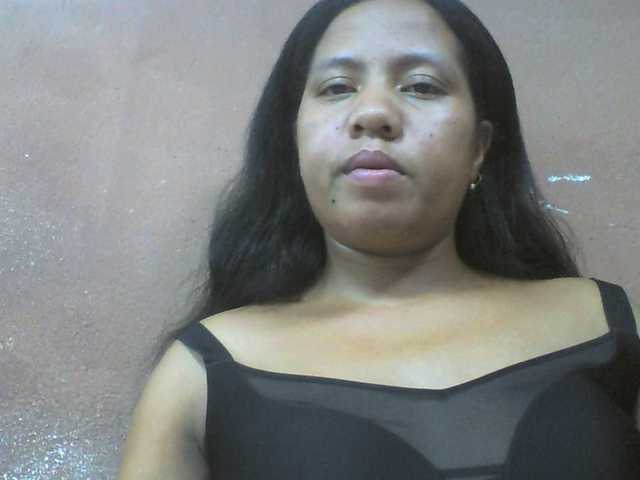 Tharcile live cam on BongaCams
