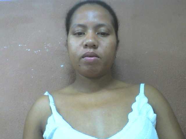 Tharcile live cam on BongaCams