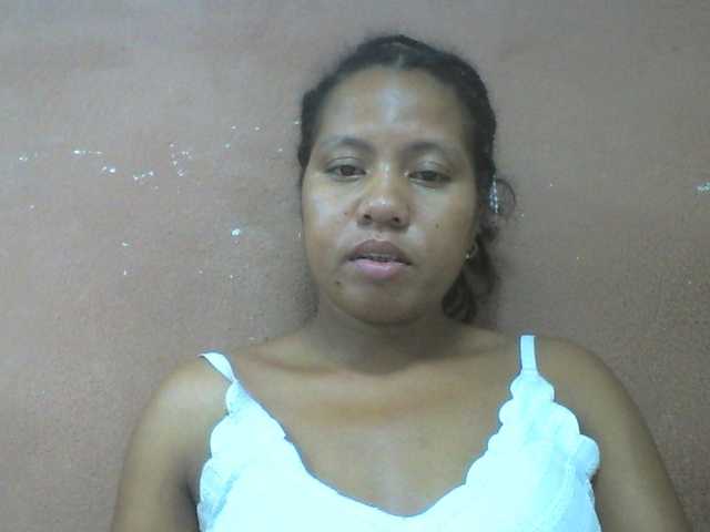 Tharcile live cam on BongaCams