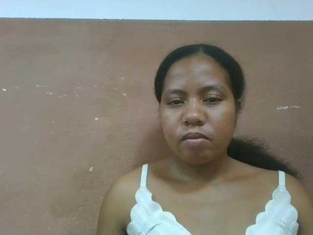 Tharcile live cam on BongaCams