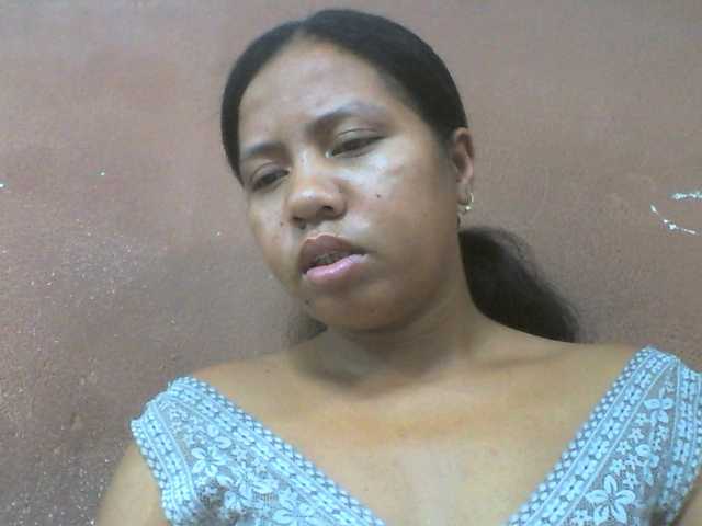 Tharcile live cam on BongaCams