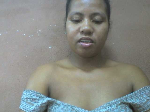 Tharcile live cam on BongaCams