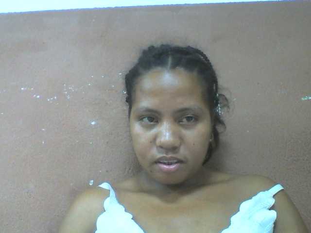 Tharcile live cam on BongaCams