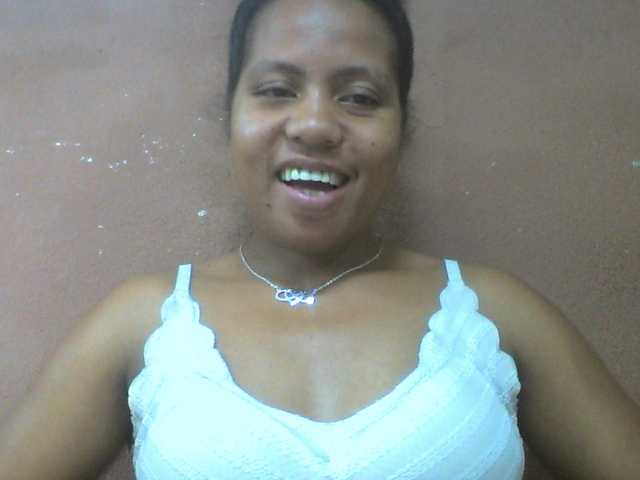 Tharcile live cam on BongaCams